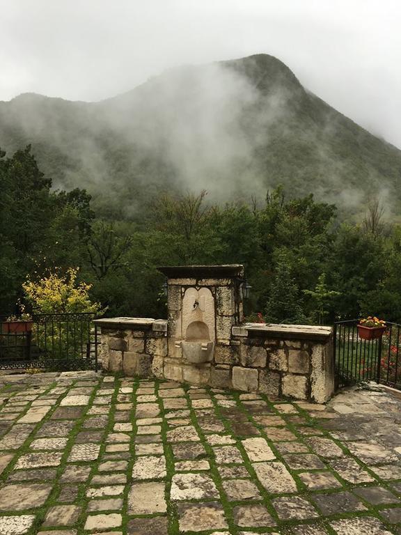 Country House Casale Kolidur Guest House Guardiaregia Exterior photo